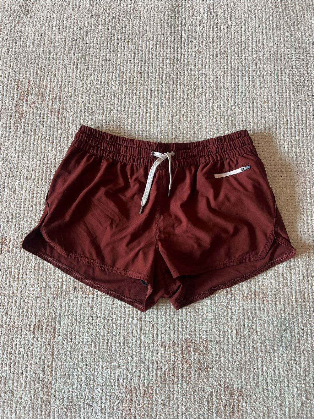 Vuori Women's Clementine Maroon Athletic Running Shorts - L